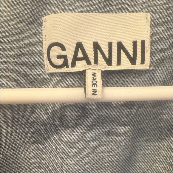 Ganni Light Blue Denim Shirt w large Peter Pan Collar detailed ruffle New W/O ta - Picture 3 of 6